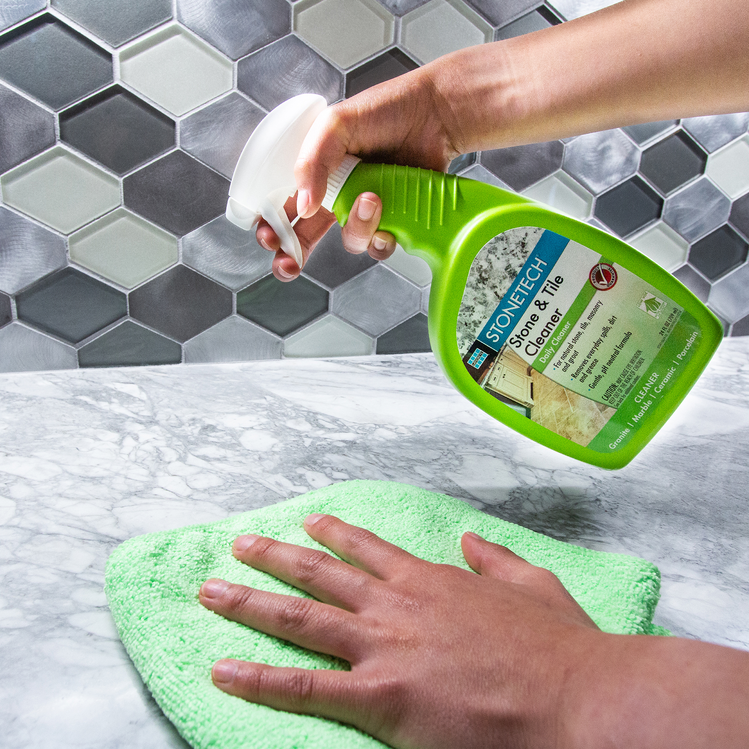  Ultimate Grout Cleaner Spray for Tile - Heavy Duty Grout and Tile  Cleaner for Tile Floors & Shower Grout Cleaner - Tile Floor Cleaner Removes  Dirt, Grease and Soap Scum from